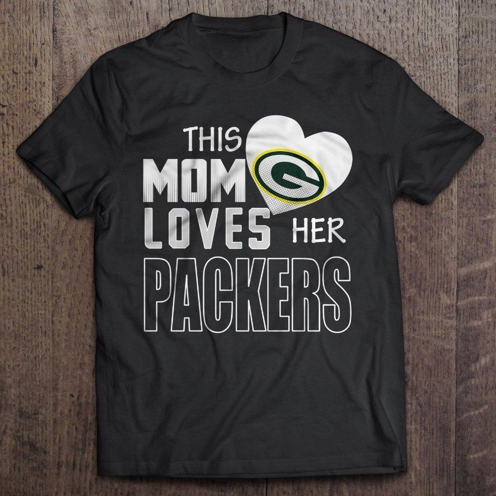 This Mom Loves Her Packers Green Bay Football Fan Unisex Graphic T-Shirt
